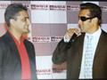 Mr Riju Jhunjhunwala, MD, RSWM annoucing Salman Khan as Brand Ambassador in 2006